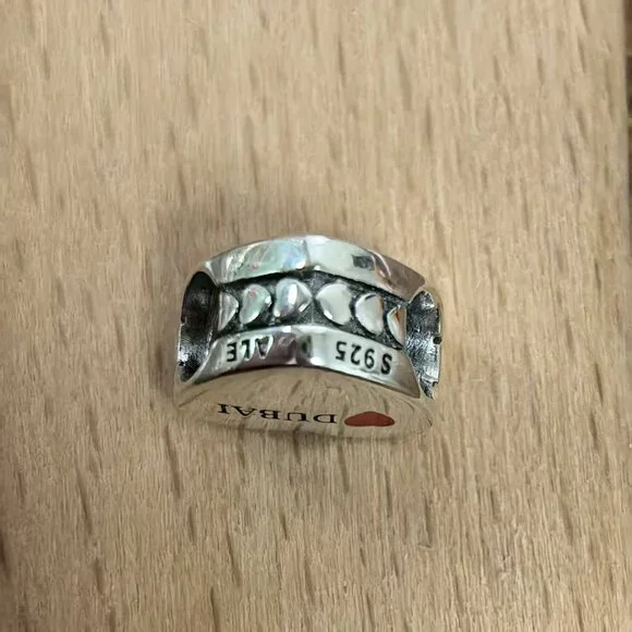 Pandora DUBAI Exclusive Travel Heart Charm Pendant, S925 Silver Bracelets - Picture 3 of 4